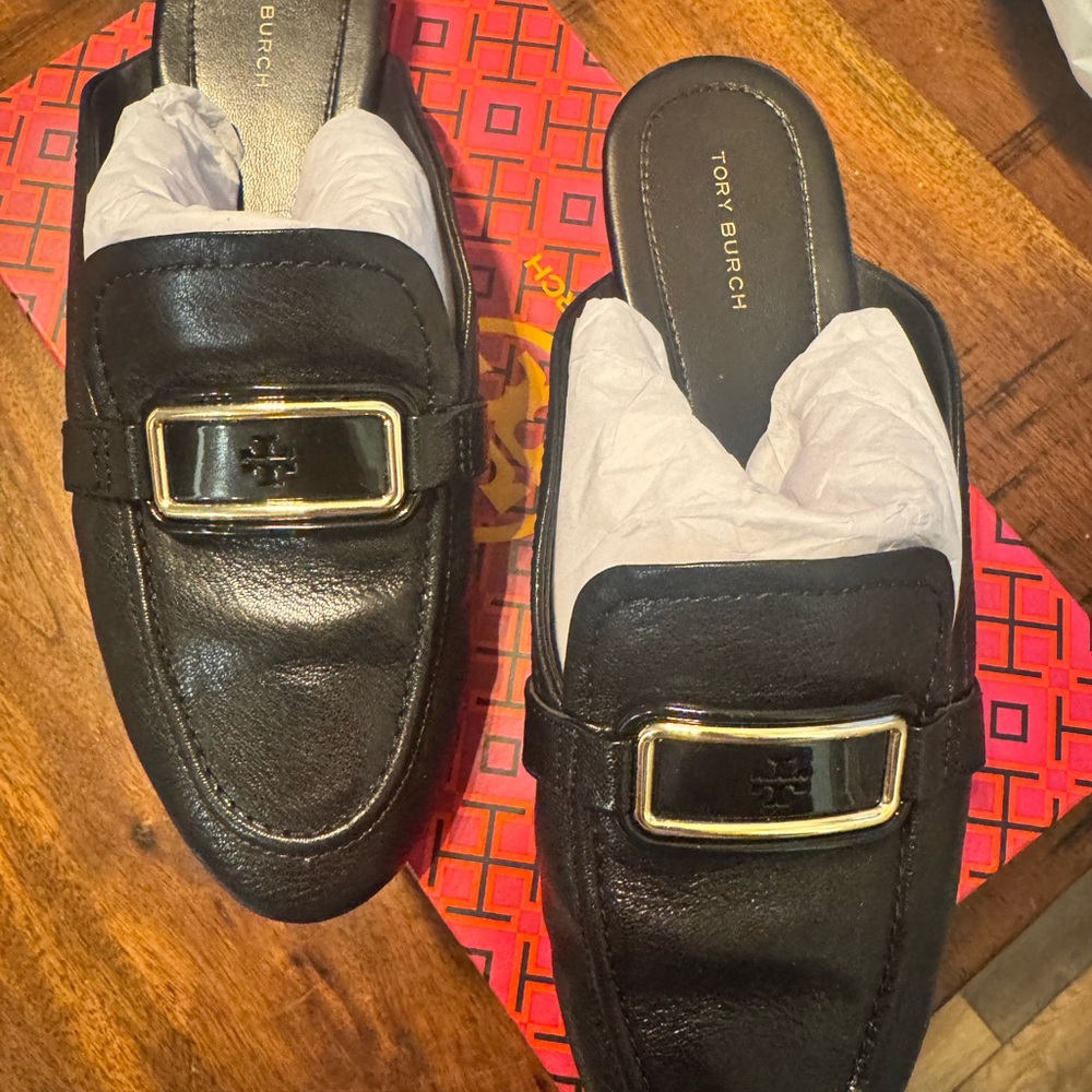 Tory Burch Black Leather Women’s Loafers